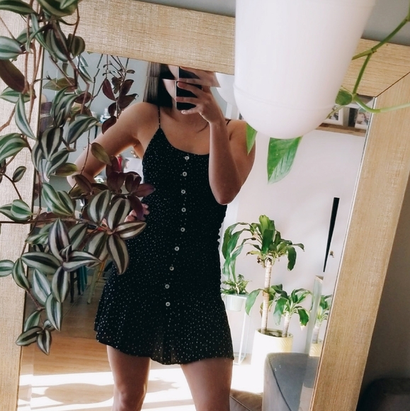 Meet your Posher, Myriam - Picture 1 of 3